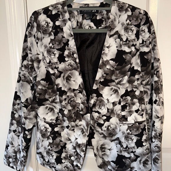Forever 21 Blazer Floral Black White Large Women's Office Workwear Jacket - Picture 1 of 4